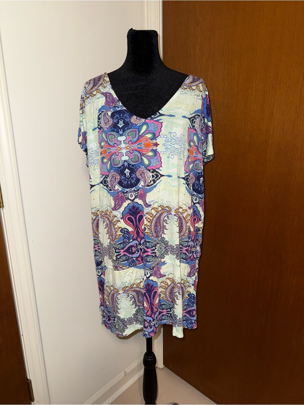 🐠 Boho Floral Paisley V-Neck Tunic Multi size XL